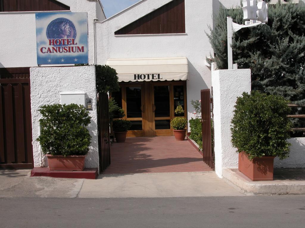 Hotel Canusium カノーザ・ディ・プーリア エクステリア 写真